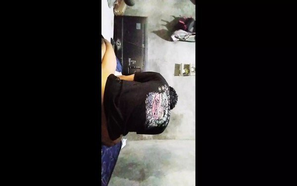 Anak Laki-Laki Ayam Besar Yang Lugu Meniduri Mainan Seksnya - Bagian 2